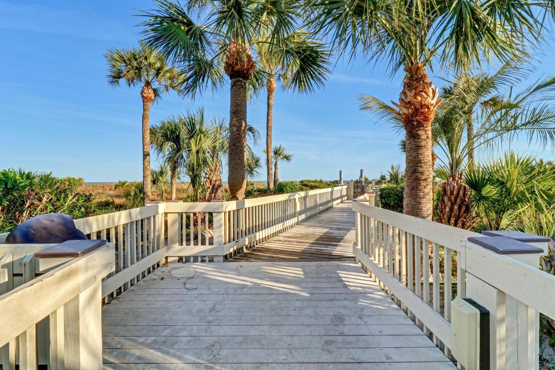 The Breakers #220 Beach Condo, Beautiful Ocean View At Coligny Beach, 4 N Forest Beach Drive Hilton Head, Walk To All Shops Restaurants, Renovated Jan 2024, Vacation Rental Hhi Llc Хилтон-Хед-Айленд Экстерьер фото