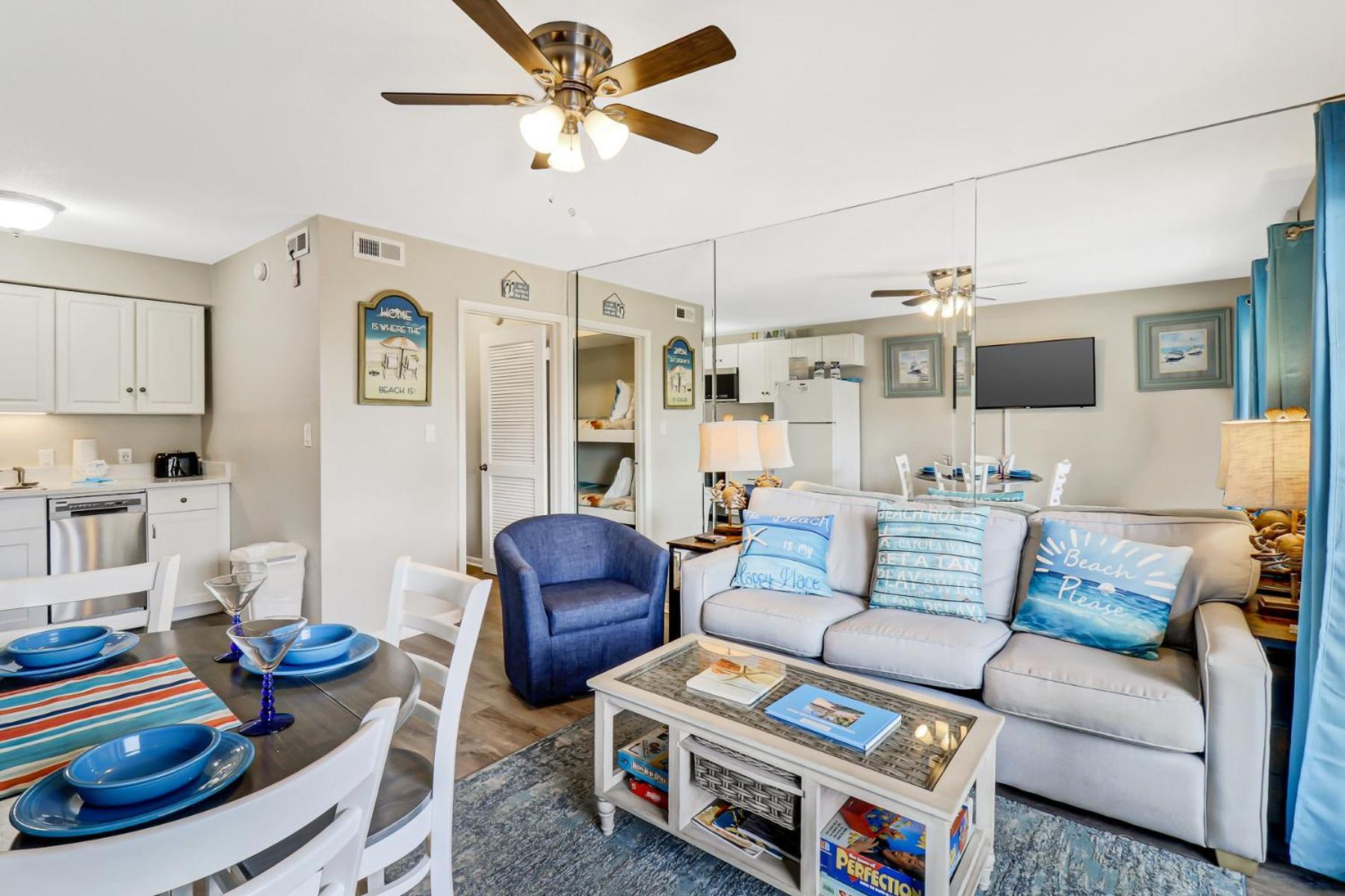 The Breakers #220 Beach Condo, Beautiful Ocean View At Coligny Beach, 4 N Forest Beach Drive Hilton Head, Walk To All Shops Restaurants, Renovated Jan 2024, Vacation Rental Hhi Llc Хилтон-Хед-Айленд Экстерьер фото