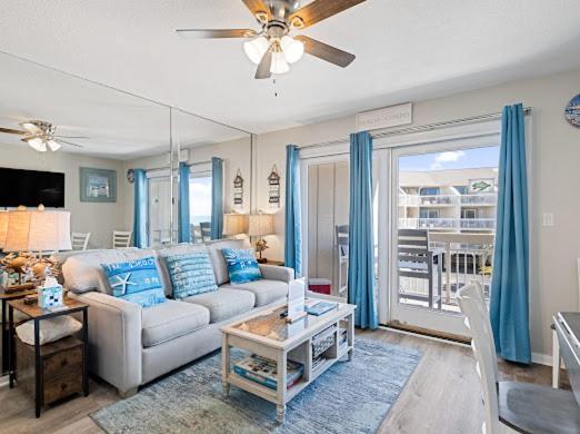 The Breakers #220 Beach Condo, Beautiful Ocean View At Coligny Beach, 4 N Forest Beach Drive Hilton Head, Walk To All Shops Restaurants, Renovated Jan 2024, Vacation Rental Hhi Llc Хилтон-Хед-Айленд Экстерьер фото